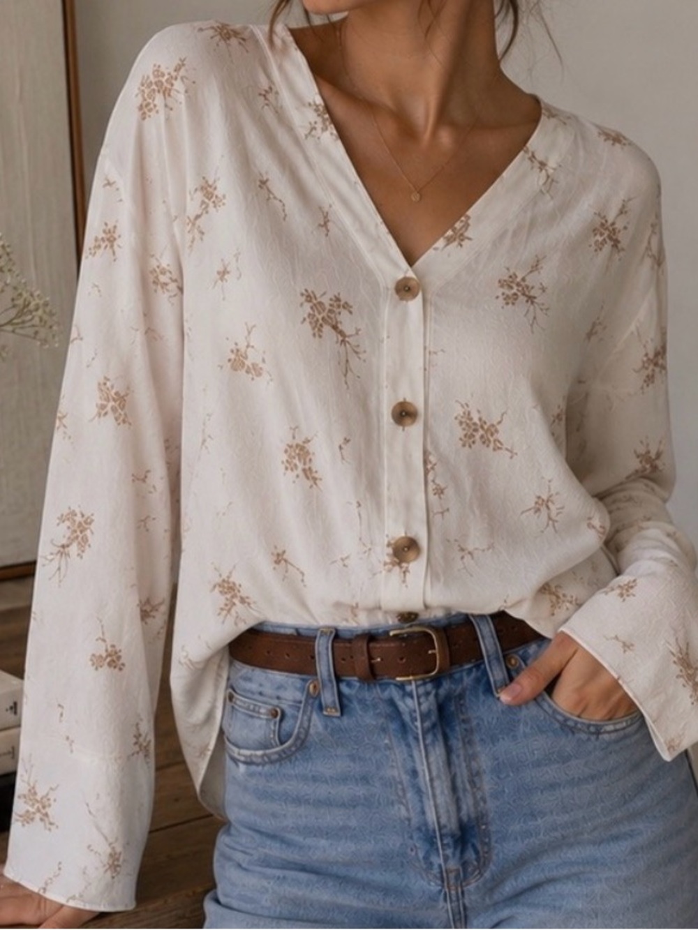 Something Navy - White & Brown Floral, Tortoise Buttoned Front Blouse; Size Smal